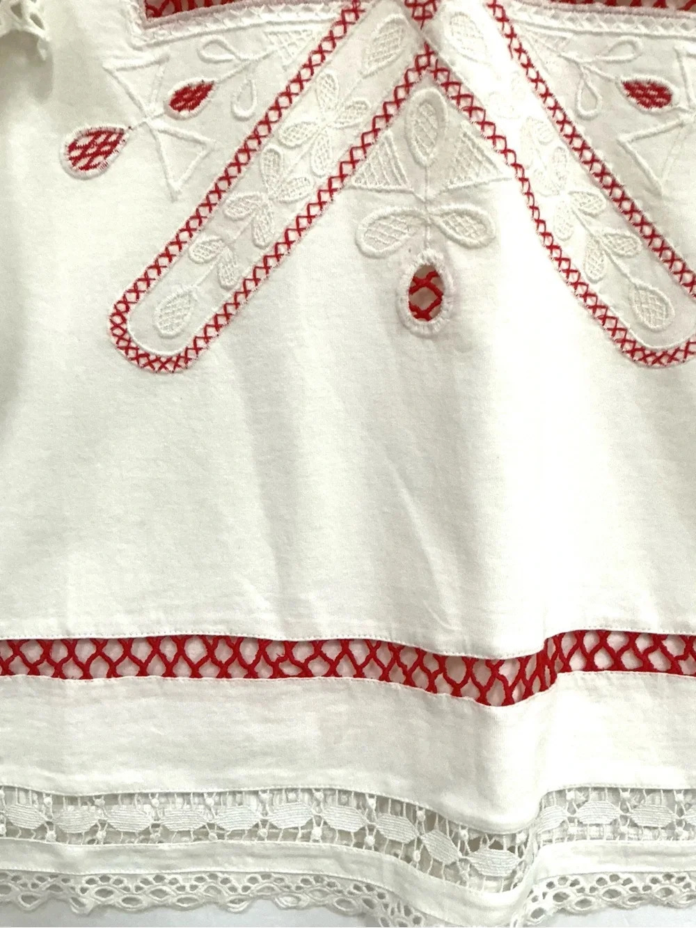 White Peasant Blouse with Red Embroidery by Anthropologie 2X